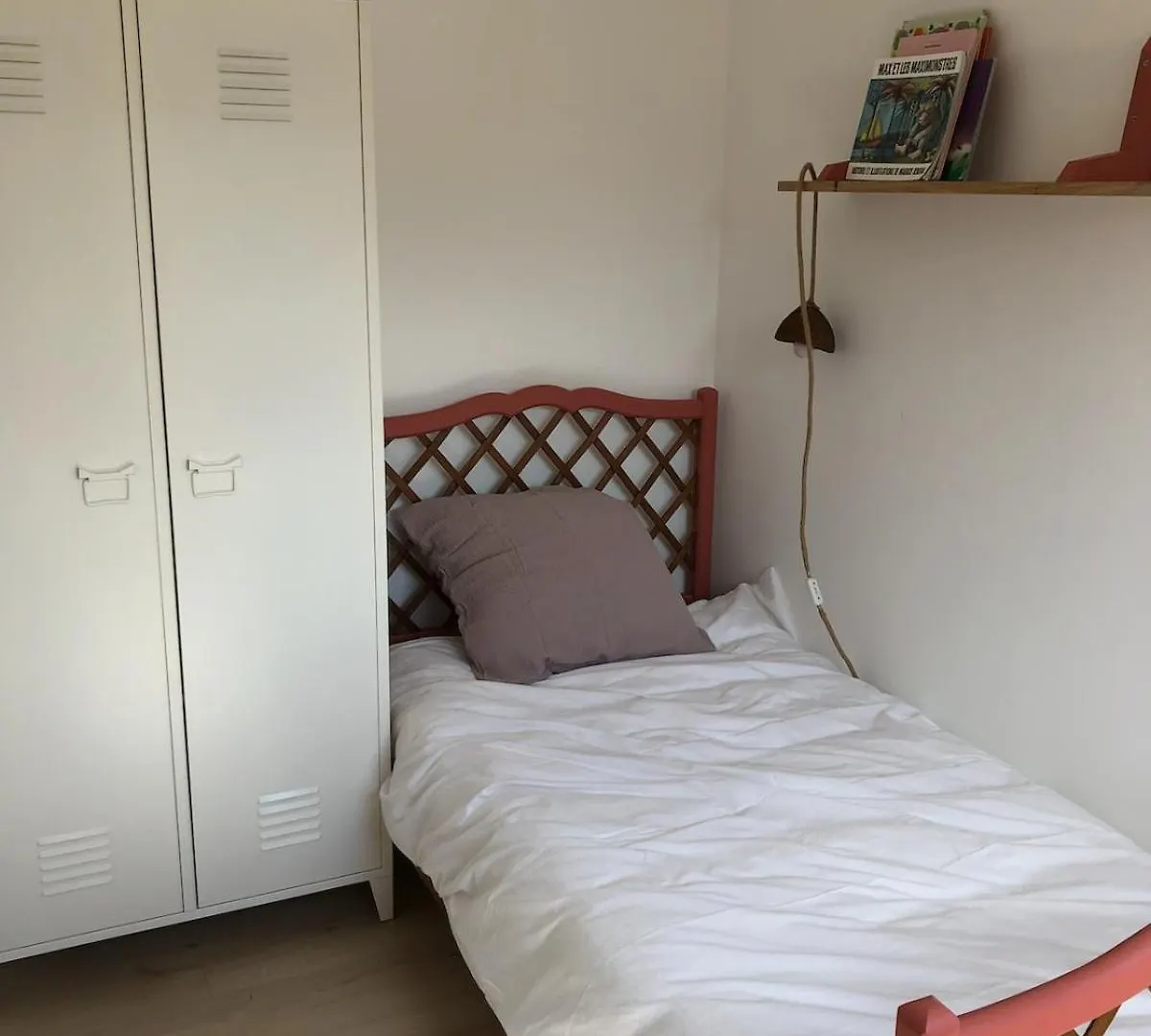 La Zai Zai, Maison Du Cabellou Face A La Mer Concarneau 0*,  France